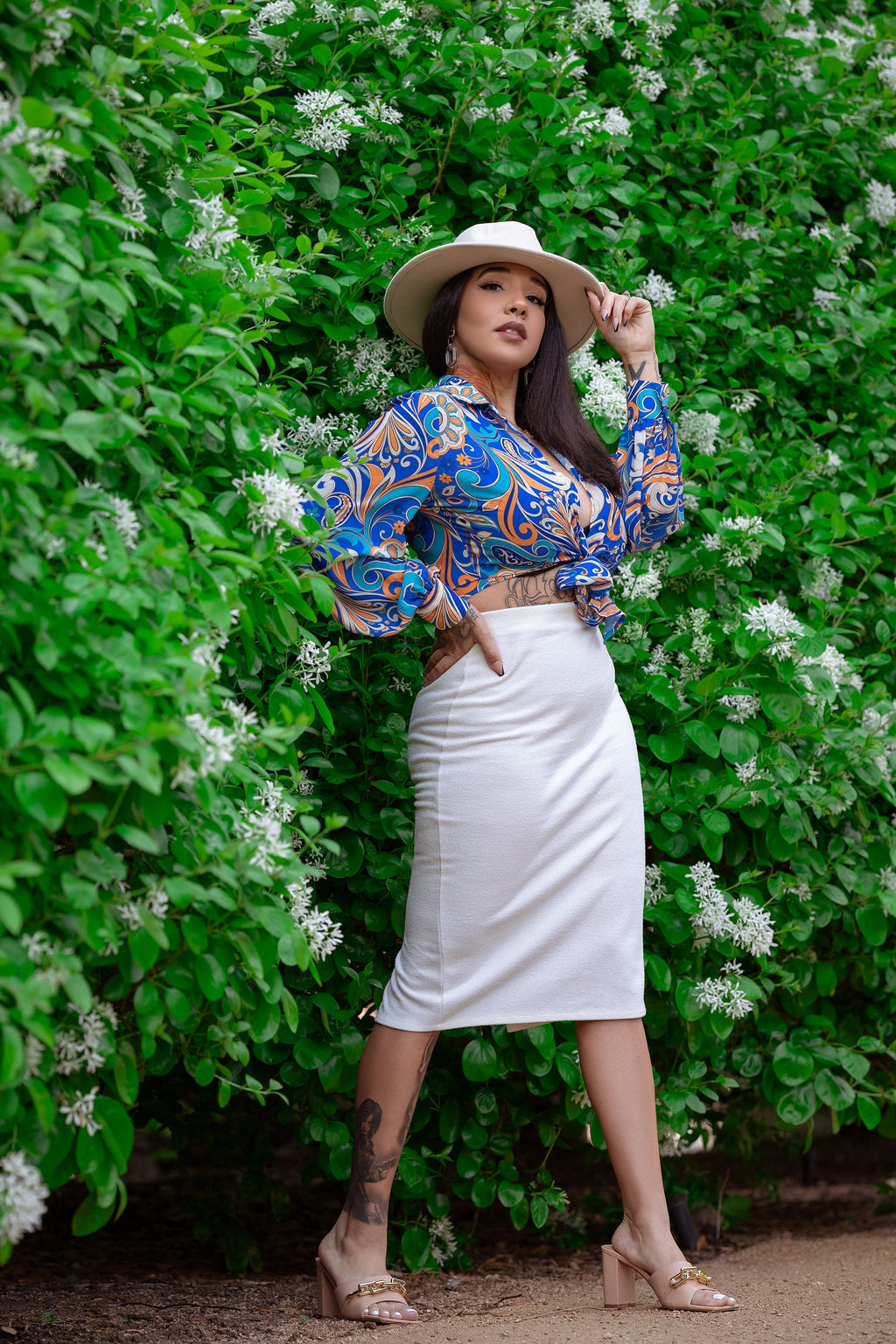 Falda midi color blanco roto